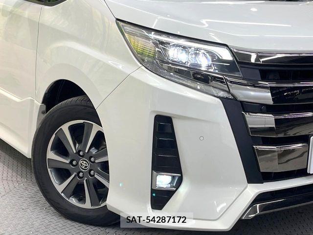 Toyota NOAH 2019-03 3381622-12
