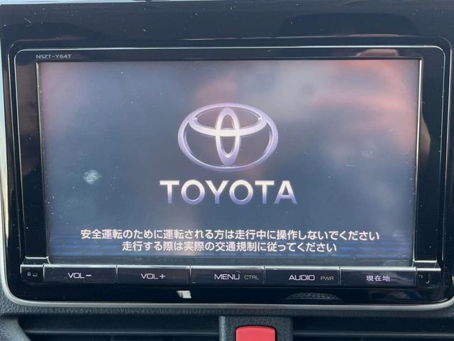 Toyota NOAH 2015-05 3678115-2