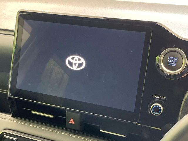 Toyota NOAH 2022-11 3678038-2