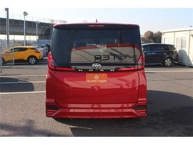 Toyota NOAH 2022-09 3678056-10