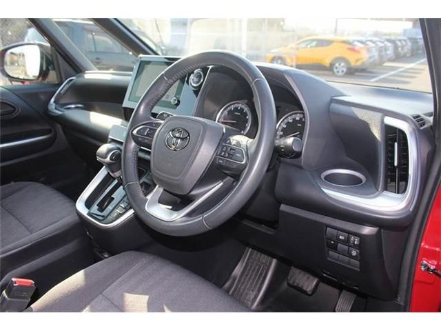 Toyota NOAH 2022-09 3678056-28