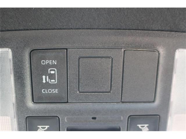 Toyota NOAH 2022-09 3678056-3