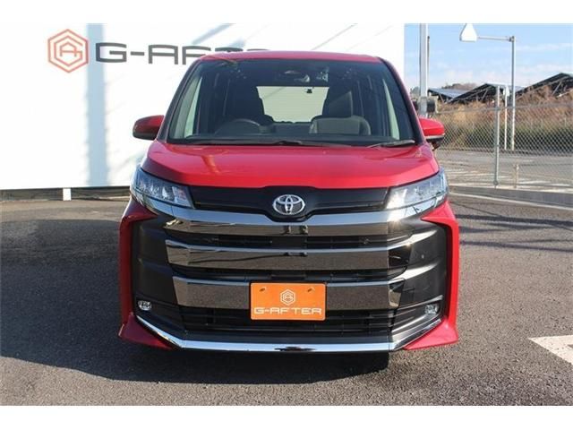 Toyota NOAH 2022-09 3678056-6