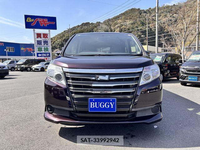 Toyota NOAH 2016-10 4046313-28