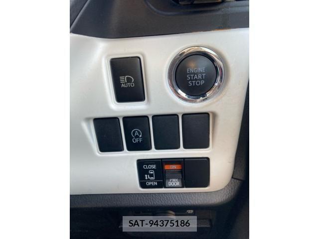 Toyota NOAH 2015-09 4598015-11