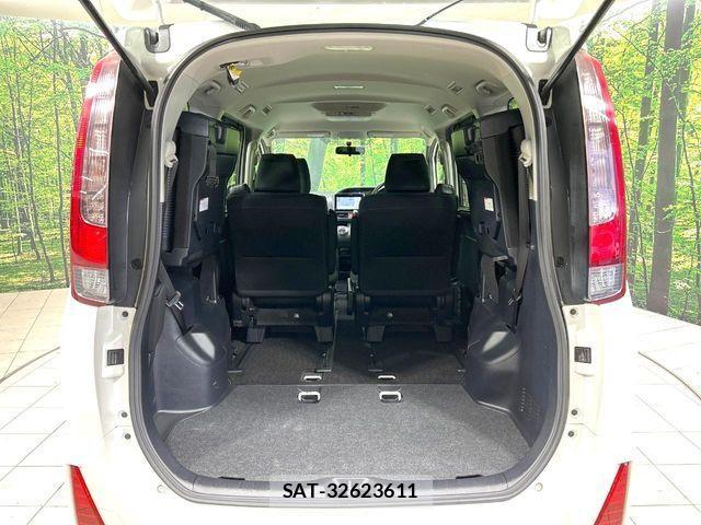 Toyota NOAH 2014-03 4597995-10
