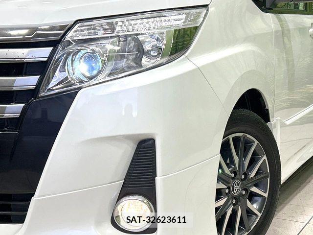 Toyota NOAH 2014-03 4597995-12