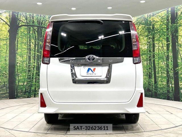 Toyota NOAH 2014-03 4597995-15