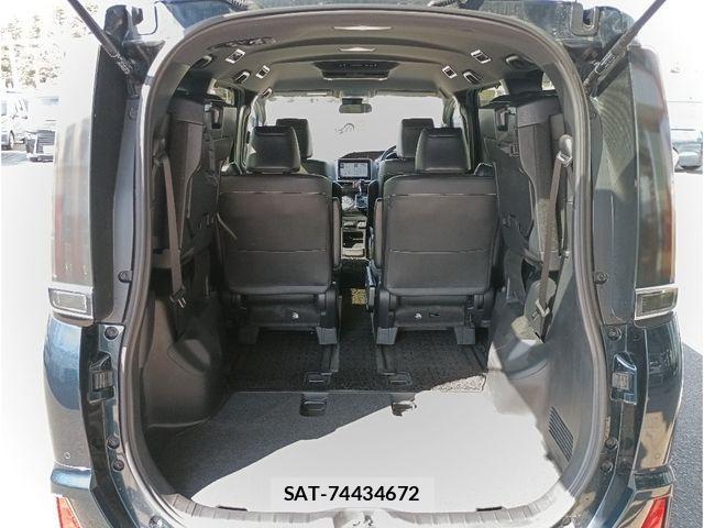 Toyota NOAH 2021-01 4756175-8