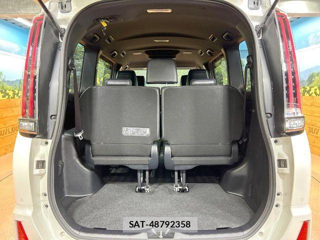Toyota NOAH 2019-10 4756172-10