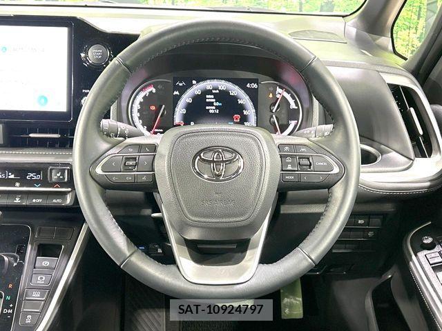 Toyota NOAH 2025-04 4973137-11