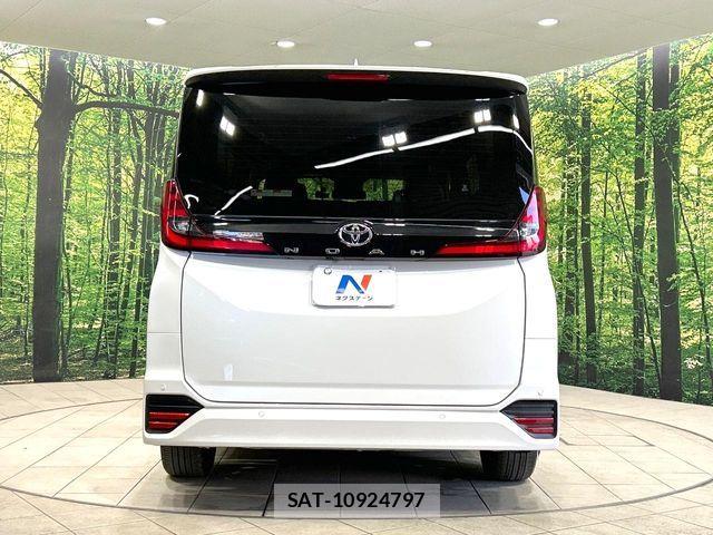 Toyota NOAH 2025-04 4973137-15