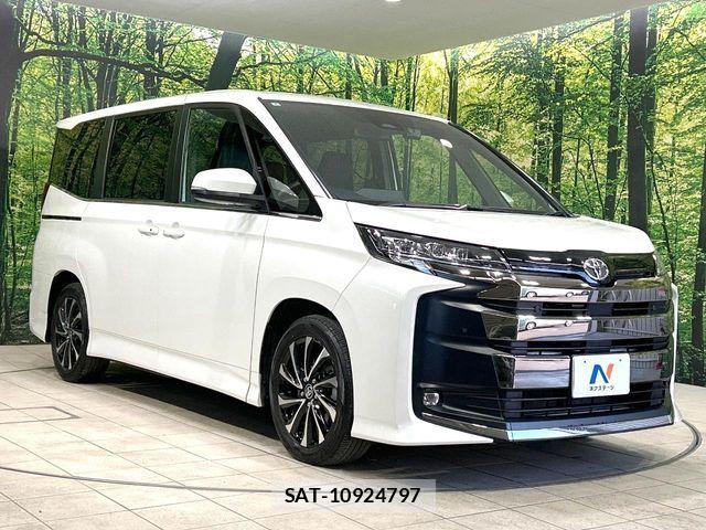 Toyota NOAH 2025-04 4973137-16