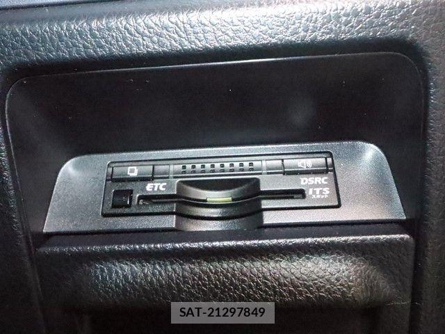 Toyota NOAH 2015-03 4973206-18