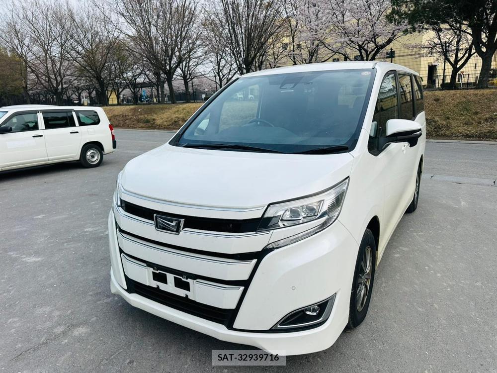 Toyota NOAH 2020 4668271-0