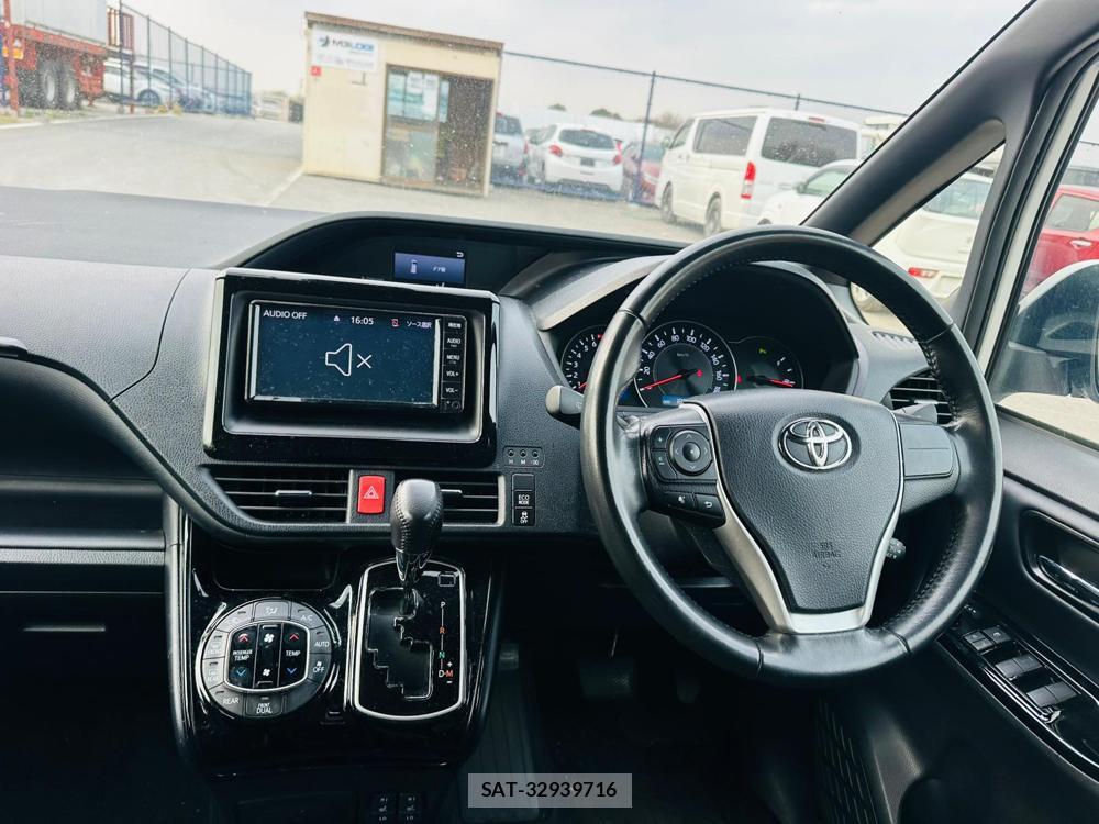 Toyota NOAH 2020 4668271-13