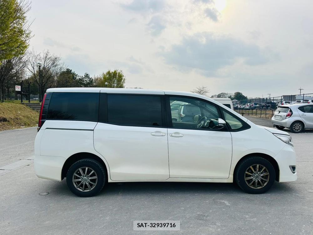 Toyota NOAH 2020 4668271-5