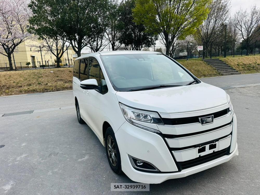 Toyota NOAH 2020 4668271-6