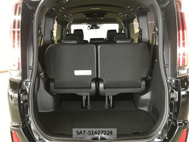 Toyota NOAH 2021-02 5874039-13