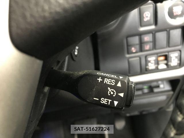 Toyota NOAH 2021-02 5874039-22