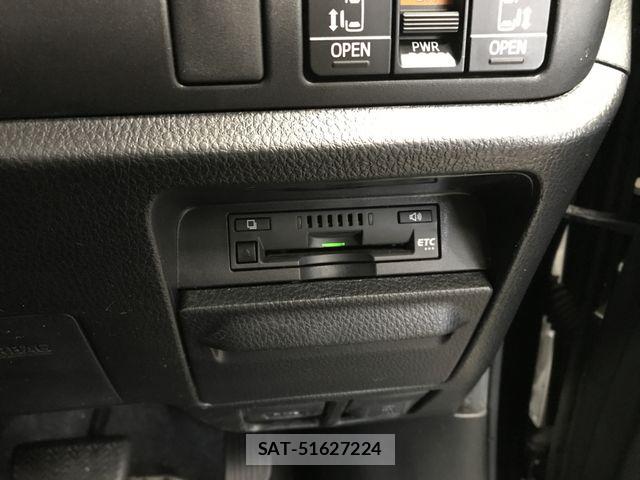 Toyota NOAH 2021-02 5874039-24