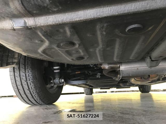 Toyota NOAH 2021-02 5874039-29