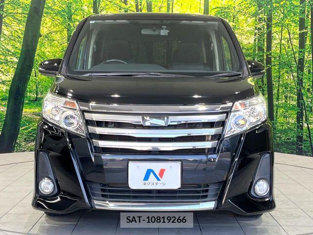 Toyota NOAH 2014-03 5874111-14