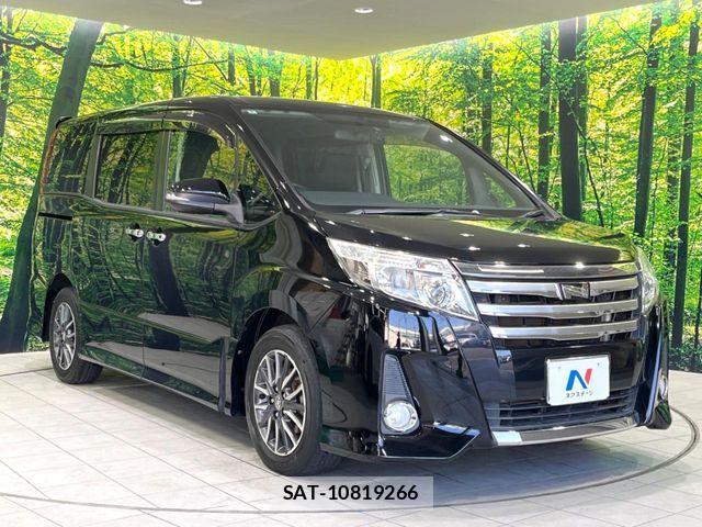 Toyota NOAH 2014-03 5874111-16