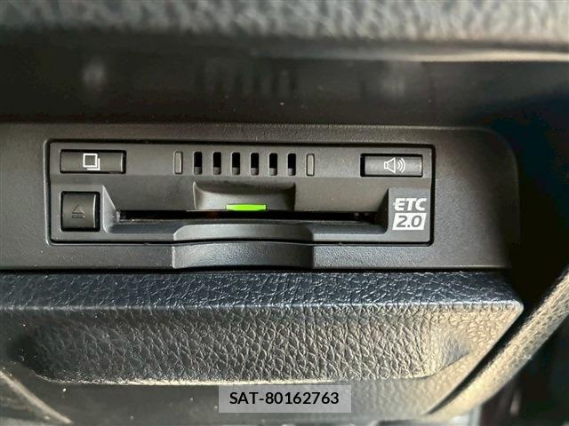 Toyota NOAH 2016-08 5874098-18