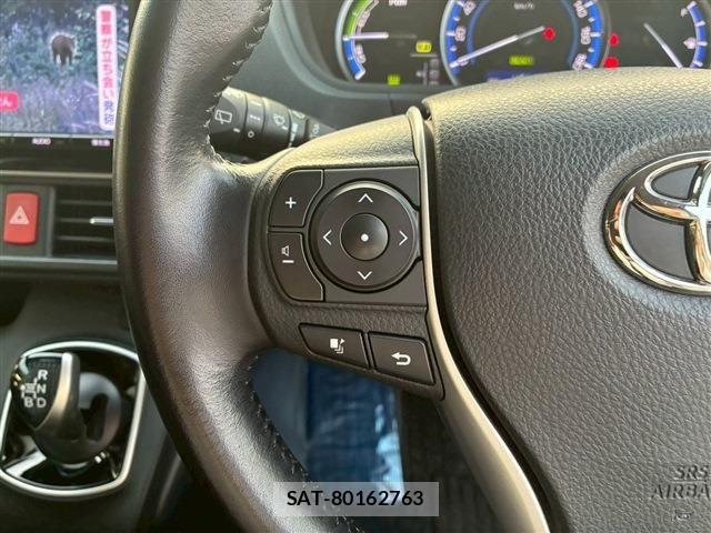 Toyota NOAH 2016-08 5874098-23