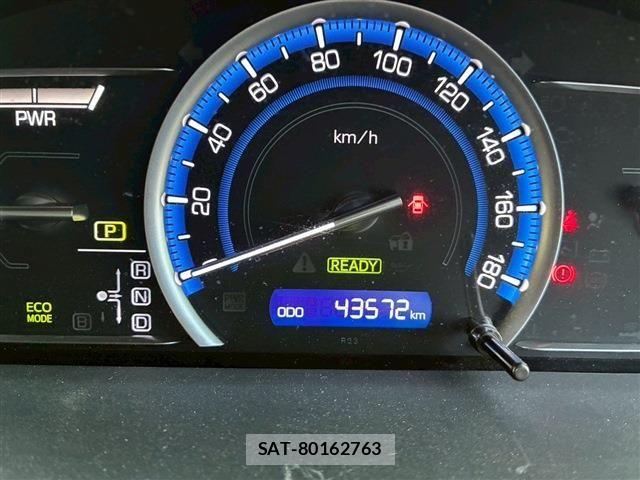 Toyota NOAH 2016-08 5874098-26
