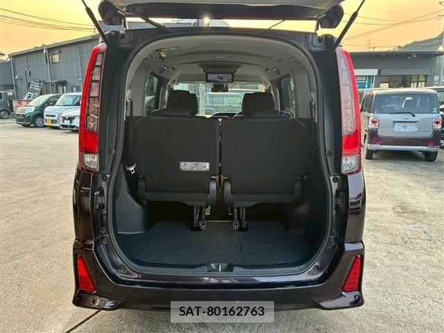 Toyota NOAH 2016-08 5874098-6