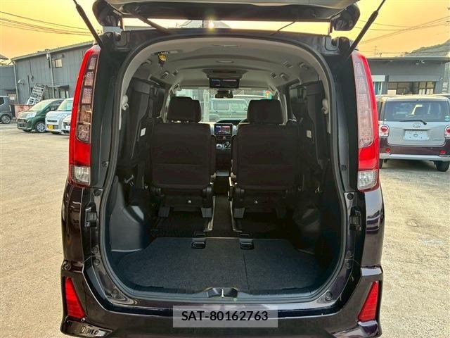 Toyota NOAH 2016-08 5874098-7