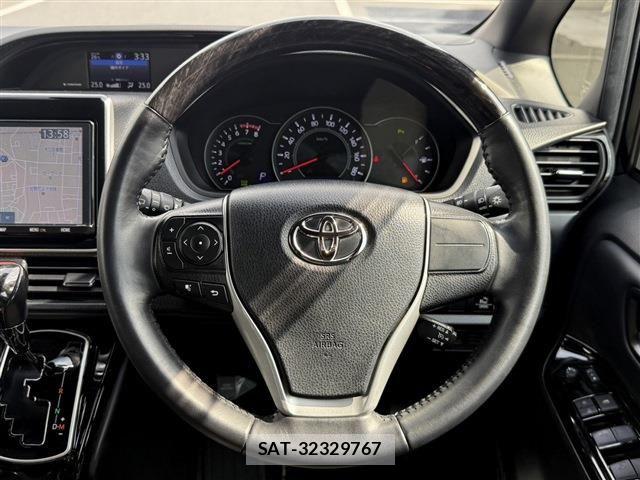 Toyota NOAH 2020-11 6014572-18