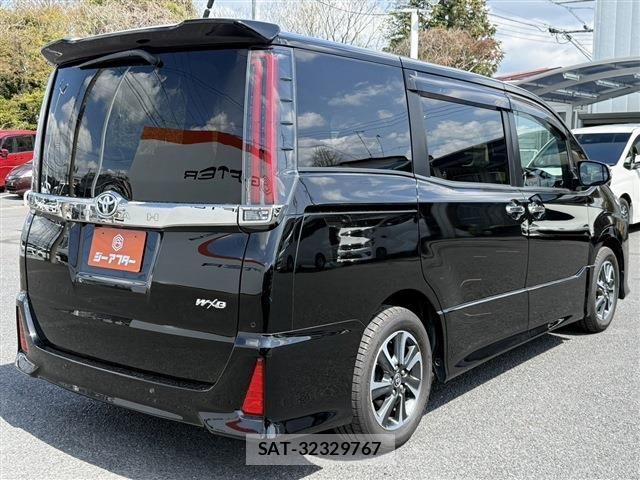 Toyota NOAH 2020-11 6014572-21