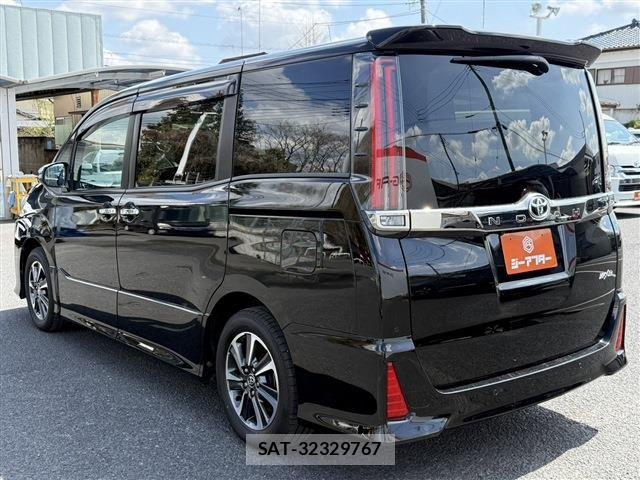 Toyota NOAH 2020-11 6014572-22