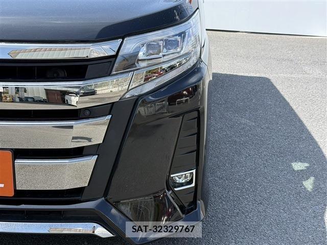 Toyota NOAH 2020-11 6014572-25