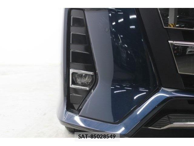 Toyota NOAH 2020-09 6014556-11