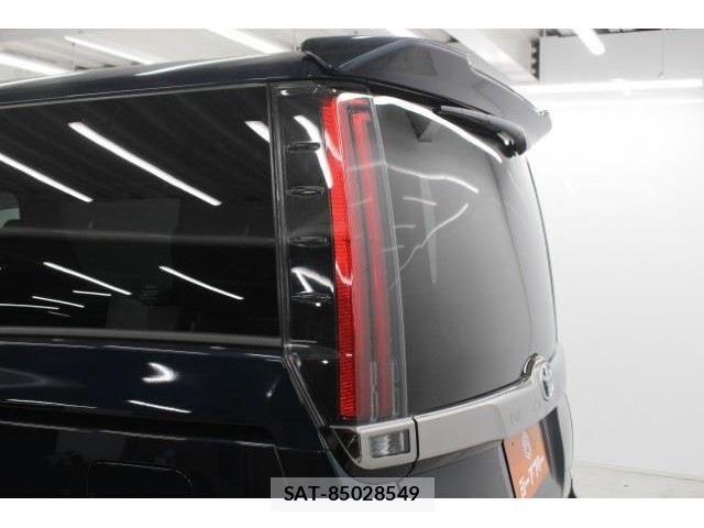 Toyota NOAH 2020-09 6014556-15