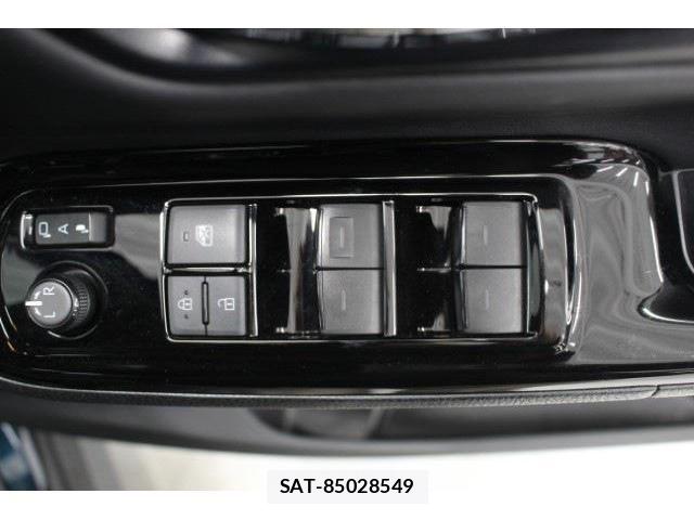 Toyota NOAH 2020-09 6014556-27