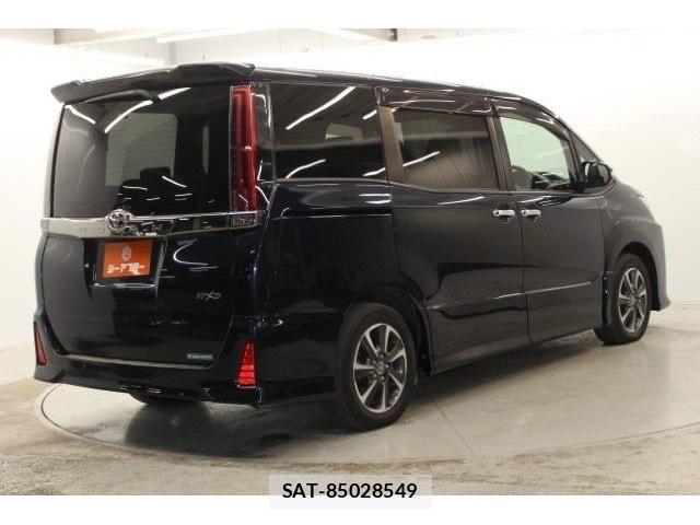 Toyota NOAH 2020-09 6014556-4