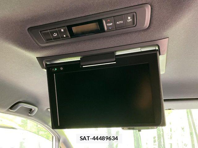 Toyota NOAH 2020-11 6217735-3