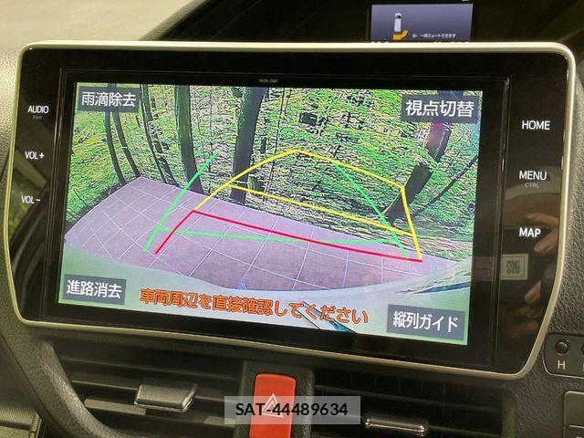 Toyota NOAH 2020-11 6217735-4