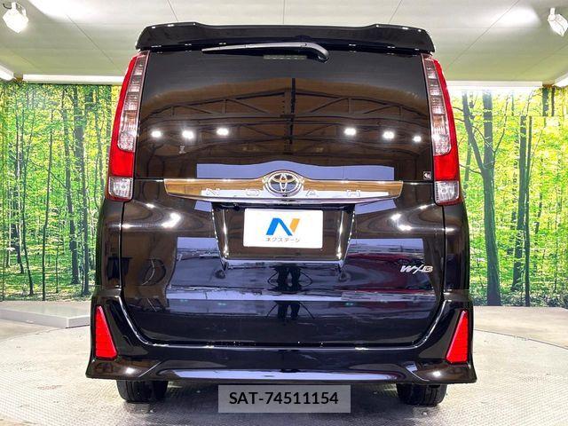 Toyota NOAH 2016-10 6217741-15