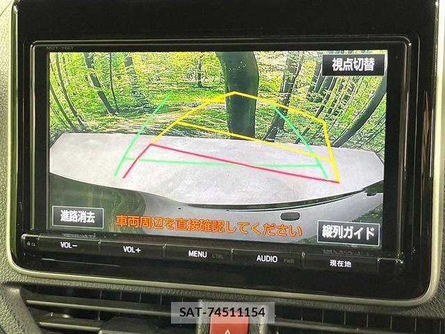 Toyota NOAH 2016-10 6217741-3