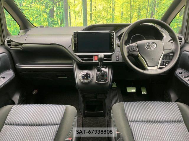 Toyota NOAH 2016-11 6217743-1