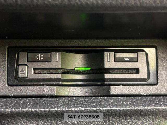Toyota NOAH 2016-11 6217743-6