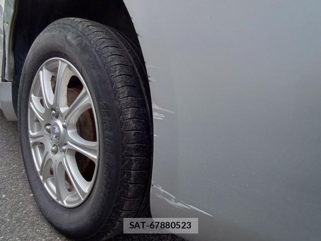 Toyota NOAH 2007-09 6217764-21
