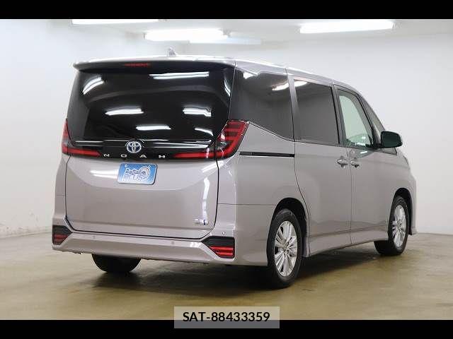Toyota NOAH 2023-04 6246265-18