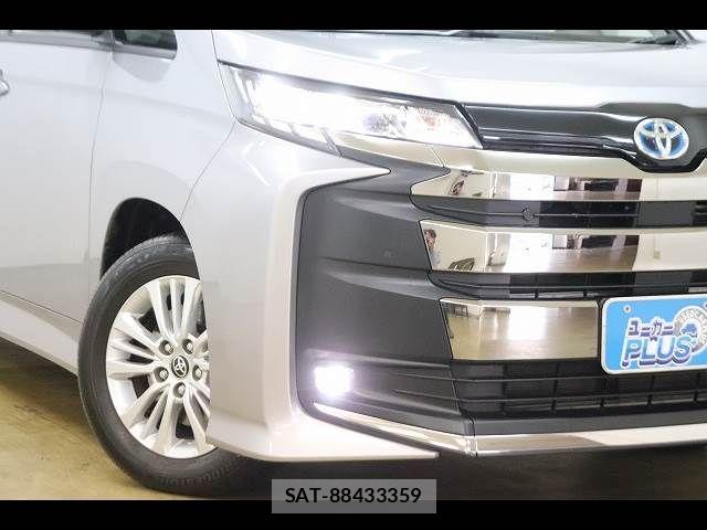 Toyota NOAH 2023-04 6246265-22